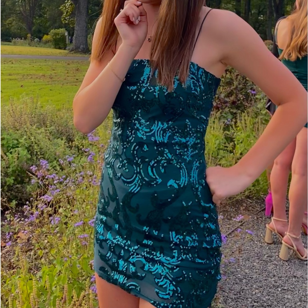green sparkly windsor homecoming dress